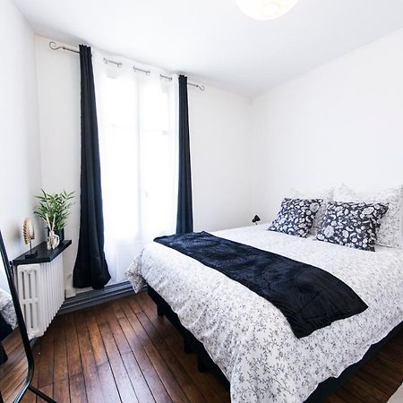 Appartement Avec Balcon A 250 M De La Gare, Hyper Centre Тур Экстерьер фото