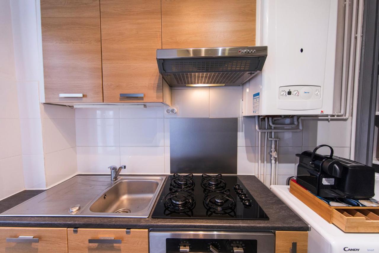 Appartement Avec Balcon A 250 M De La Gare, Hyper Centre Тур Экстерьер фото